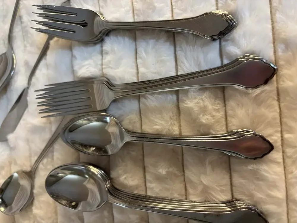 Vintage 36pc Oneida Wm A Rogers Stainless Flatware Set Summer Mist Autumn Glow
